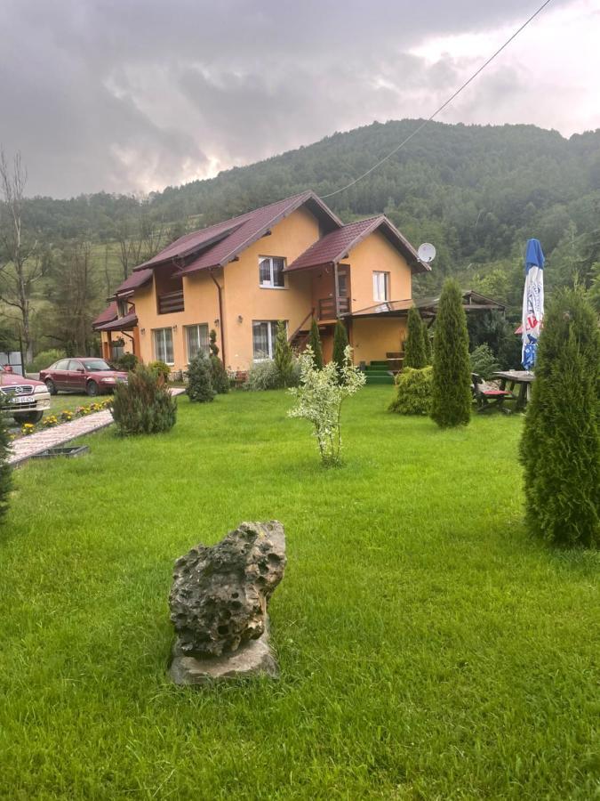 Ge-Lux Villa Jencsest Kültér fotó