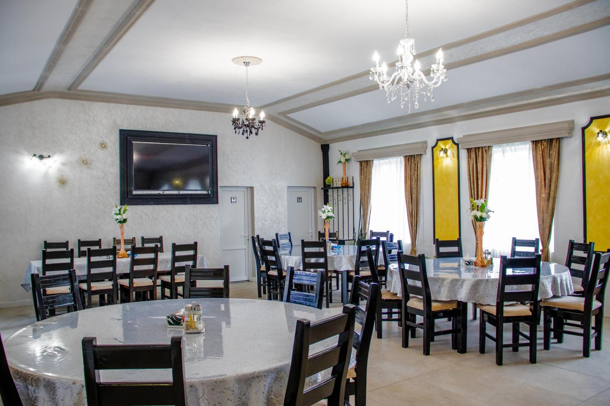 Ge-Lux Villa Jencsest Kültér fotó