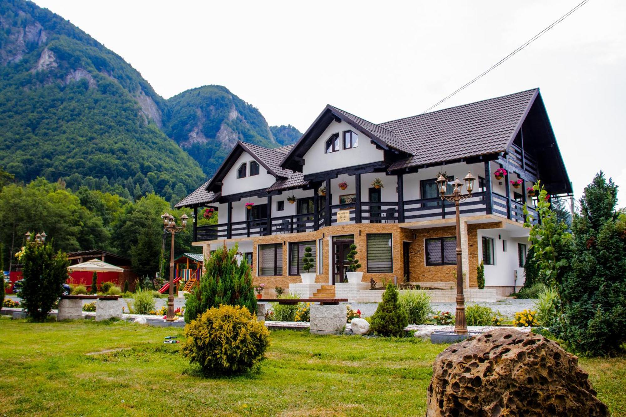 Ge-Lux Villa Jencsest Kültér fotó