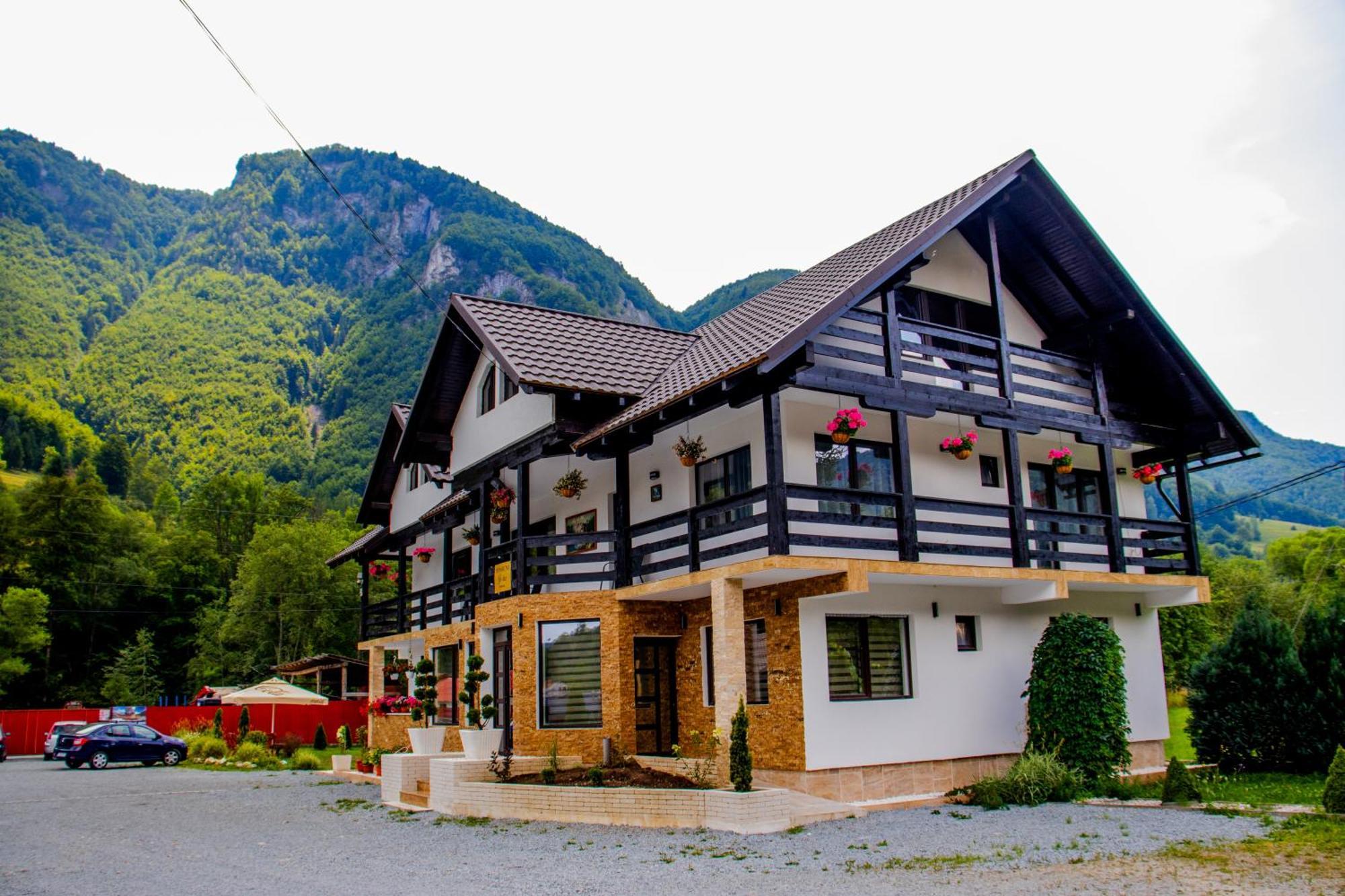 Ge-Lux Villa Jencsest Kültér fotó