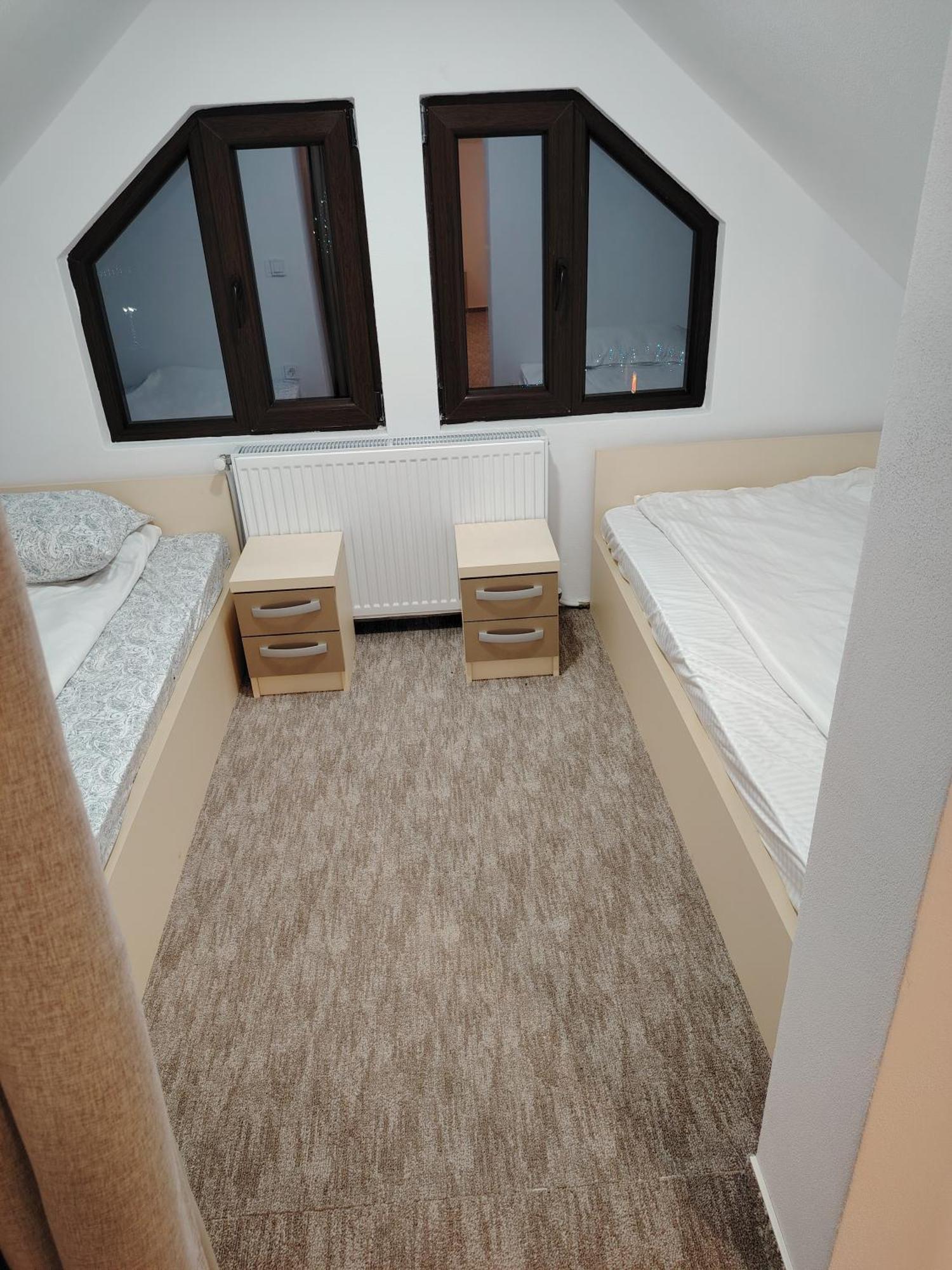 Ge-Lux Villa Jencsest Kültér fotó